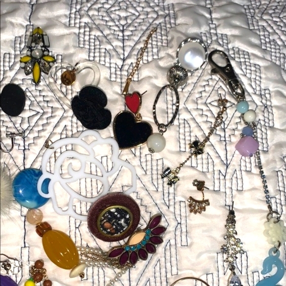 Assorted project items - Picture 4 of 17